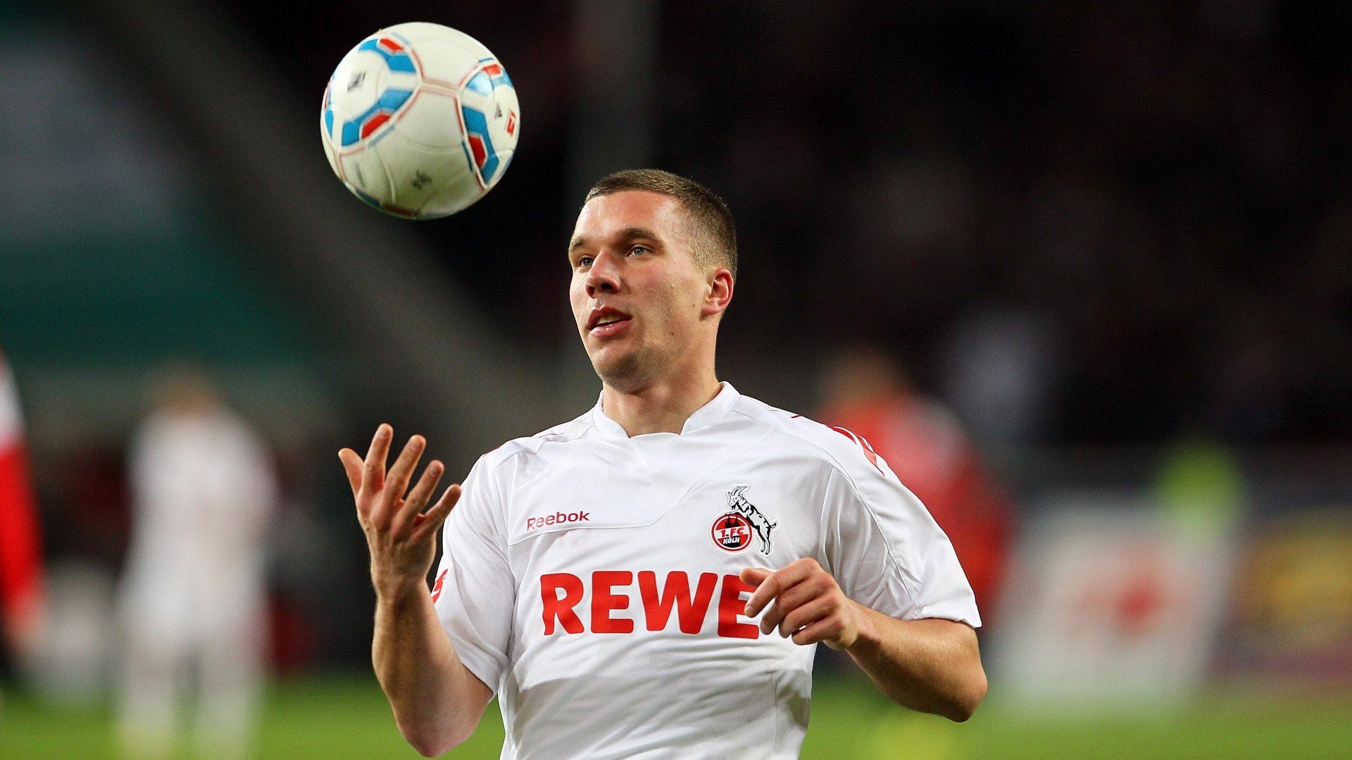 逆转历史：首次由电动车队夺冠，中国电动车第一人